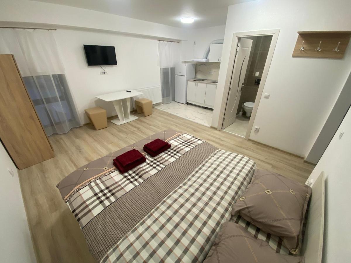Rez Suites Ясси Екстер'єр фото