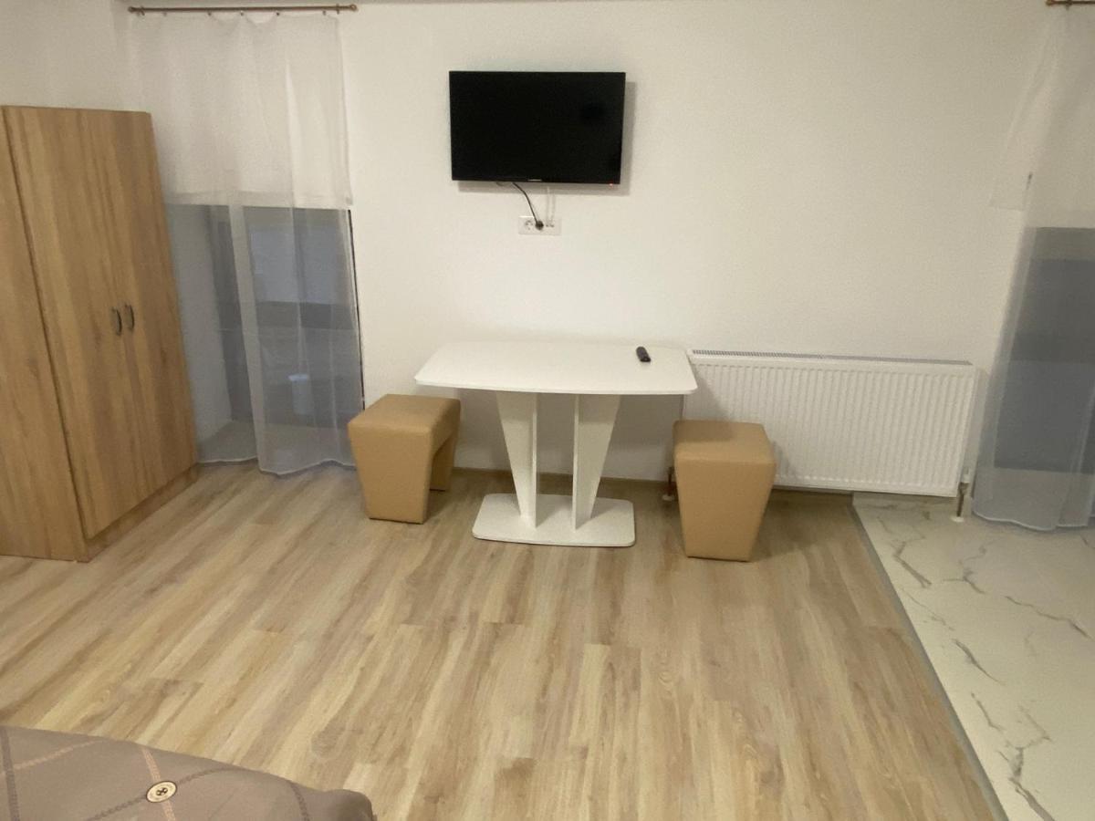 Rez Suites Ясси Екстер'єр фото