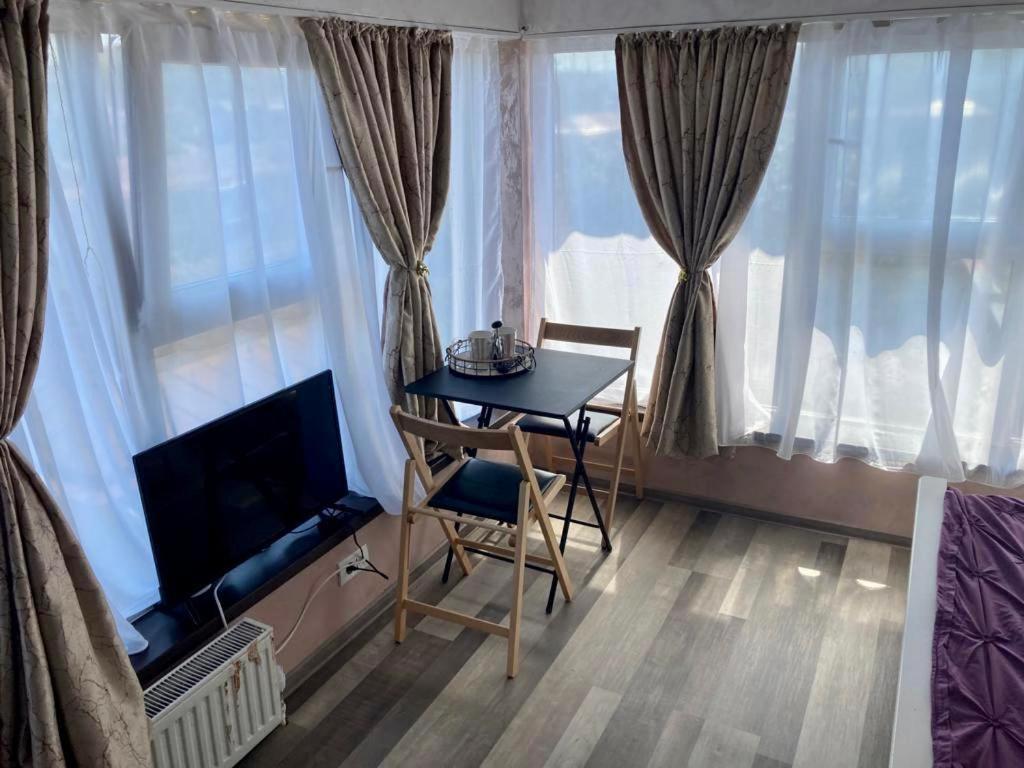 Rez Suites Ясси Екстер'єр фото