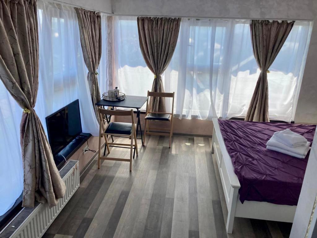Rez Suites Ясси Екстер'єр фото